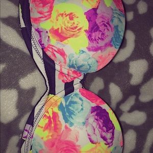 Strapless push up bra